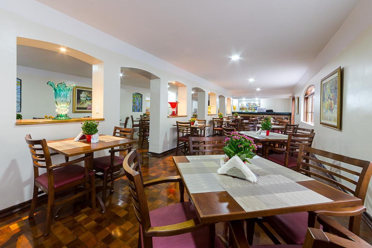 Hotel Euro By Nacional - A 800 Metros Da Capivari